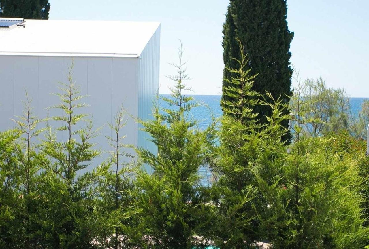 Apartments Materada Porec Exterior photo